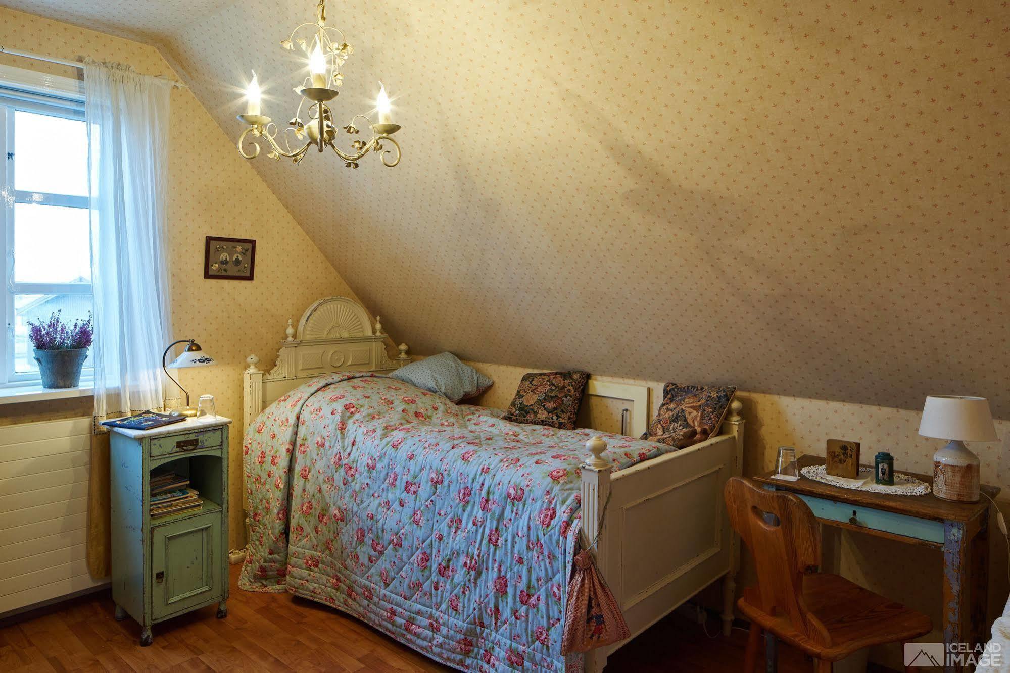 Guesthouse Heba Stokkseyri Buitenkant foto