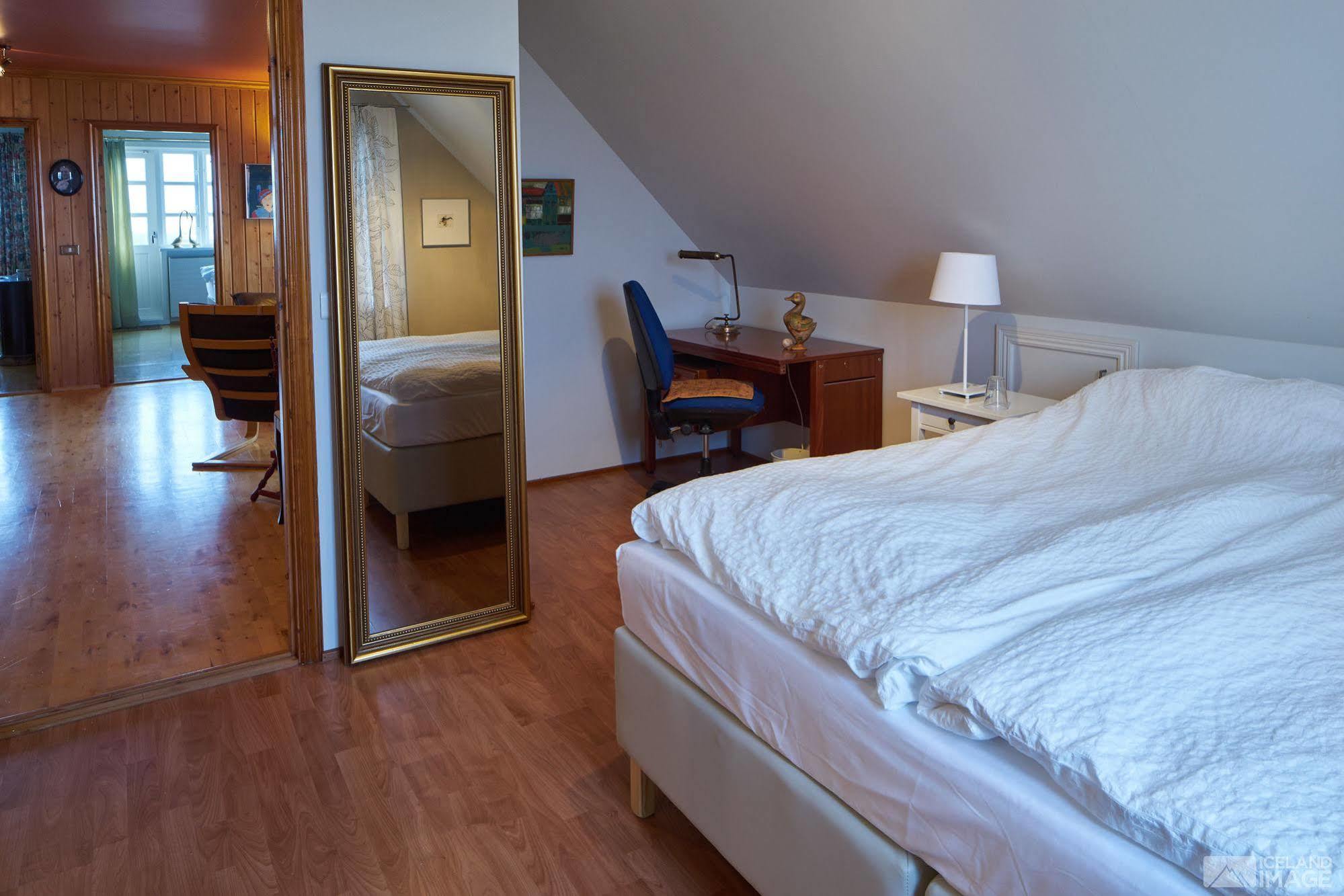 Guesthouse Heba Stokkseyri Buitenkant foto